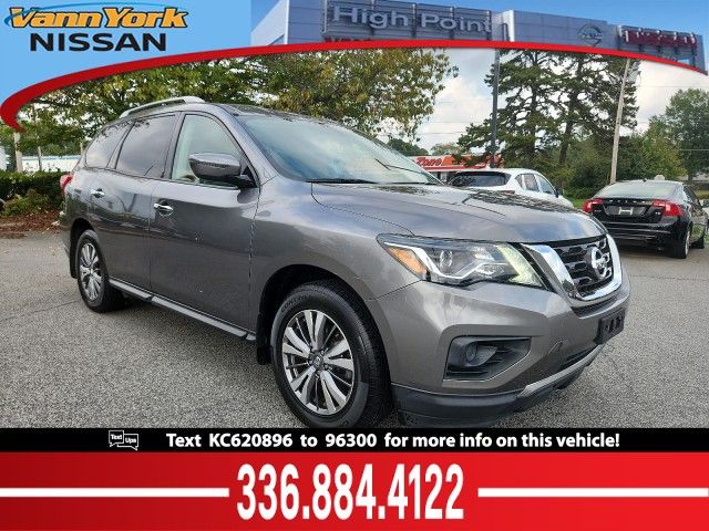 2019 Nissan Pathfinder S