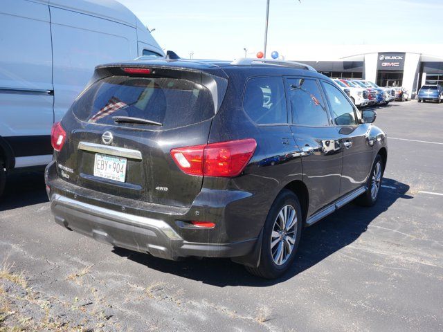 2019 Nissan Pathfinder S