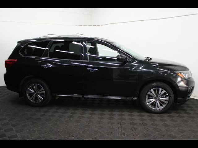 2019 Nissan Pathfinder S