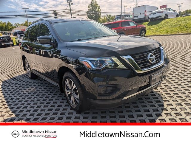 2019 Nissan Pathfinder S