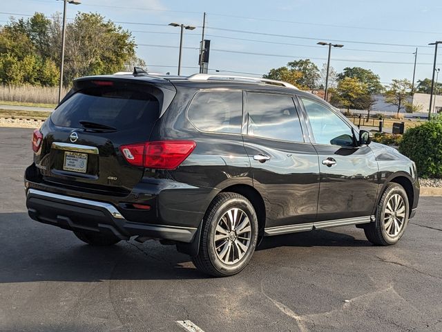 2019 Nissan Pathfinder S