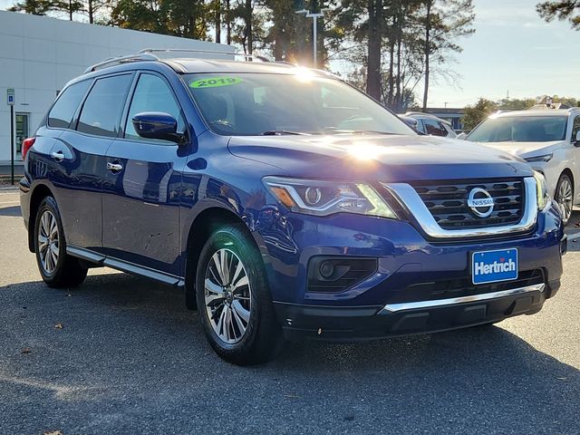 2019 Nissan Pathfinder S