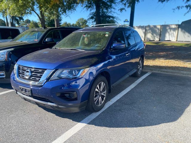 2019 Nissan Pathfinder S