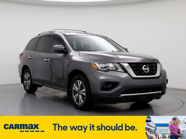 2019 Nissan Pathfinder S