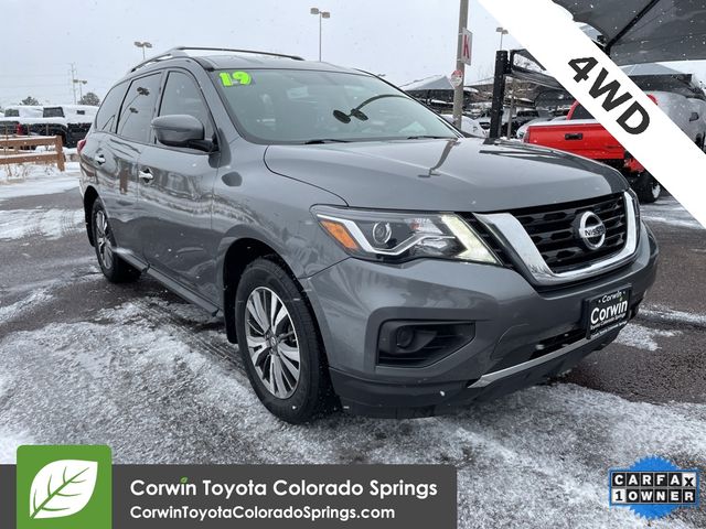 2019 Nissan Pathfinder S