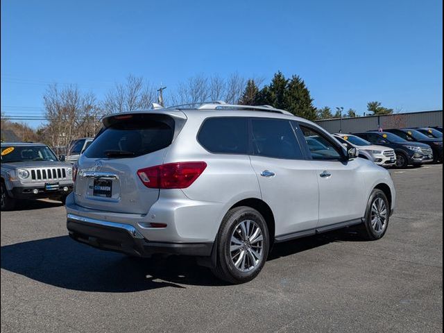2019 Nissan Pathfinder S