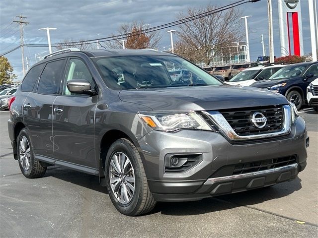 2019 Nissan Pathfinder S