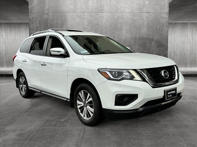 2019 Nissan Pathfinder S