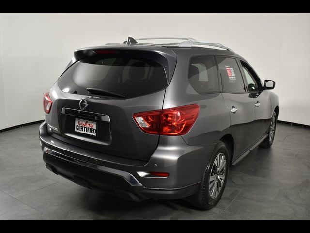 2019 Nissan Pathfinder S