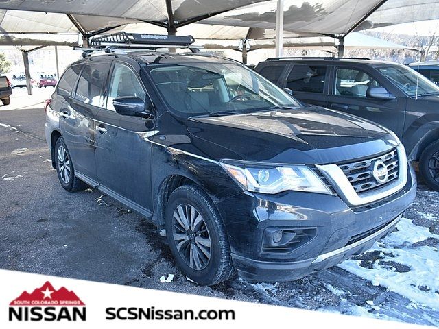 2019 Nissan Pathfinder S