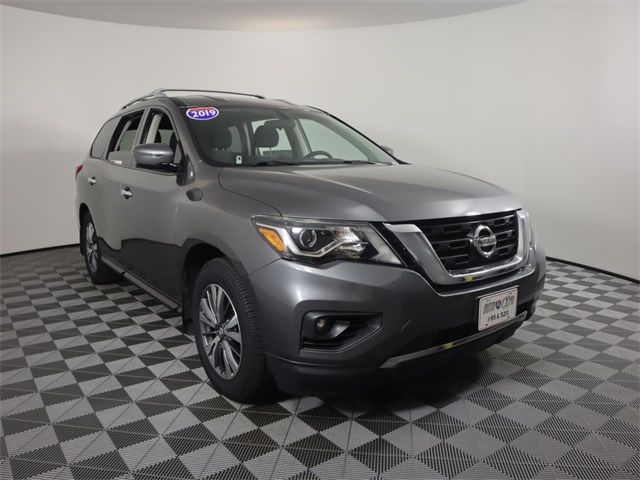 2019 Nissan Pathfinder S