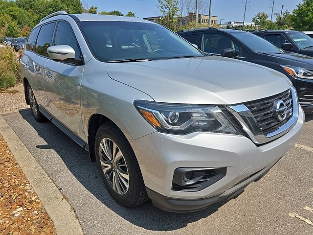 2019 Nissan Pathfinder S