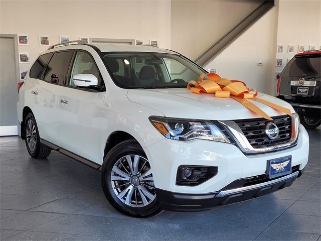 2019 Nissan Pathfinder S