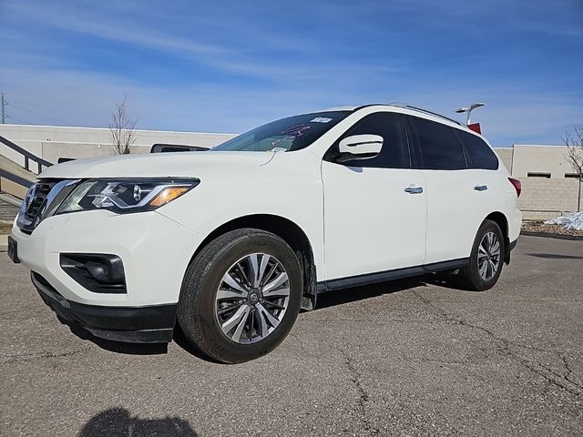 2019 Nissan Pathfinder S