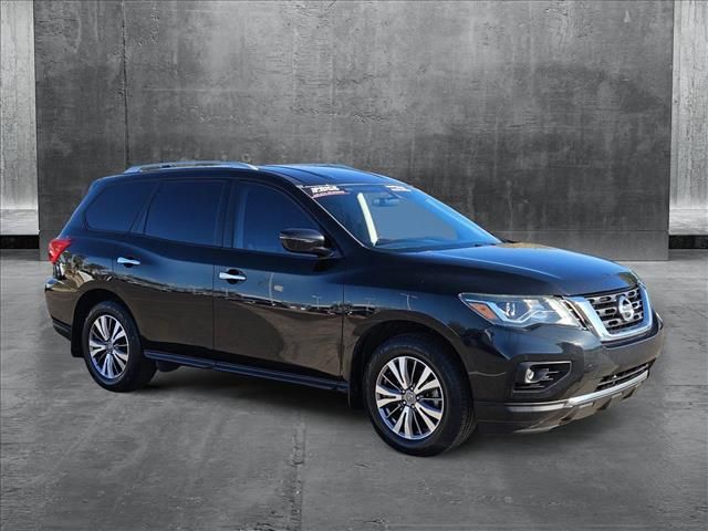 2019 Nissan Pathfinder S