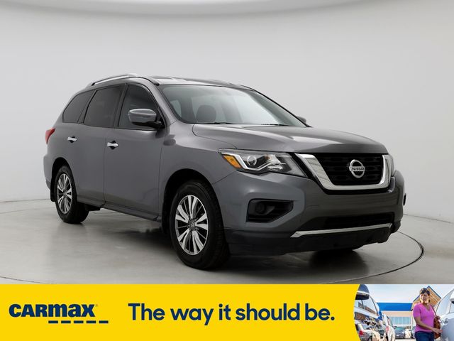 2019 Nissan Pathfinder S