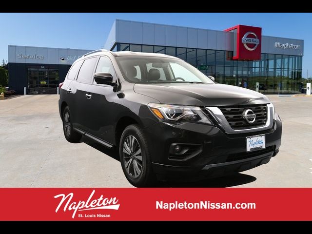 2019 Nissan Pathfinder SL