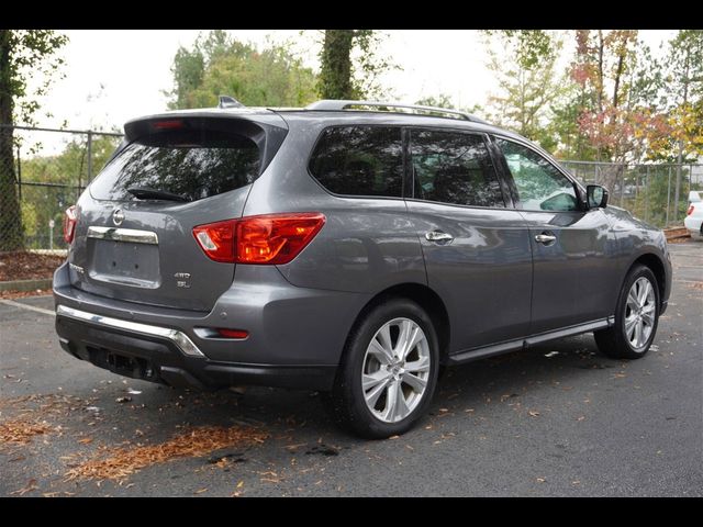 2019 Nissan Pathfinder SL