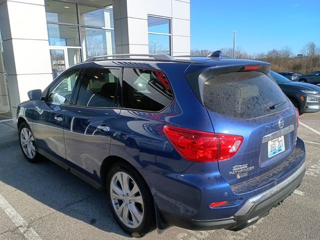 2019 Nissan Pathfinder SL