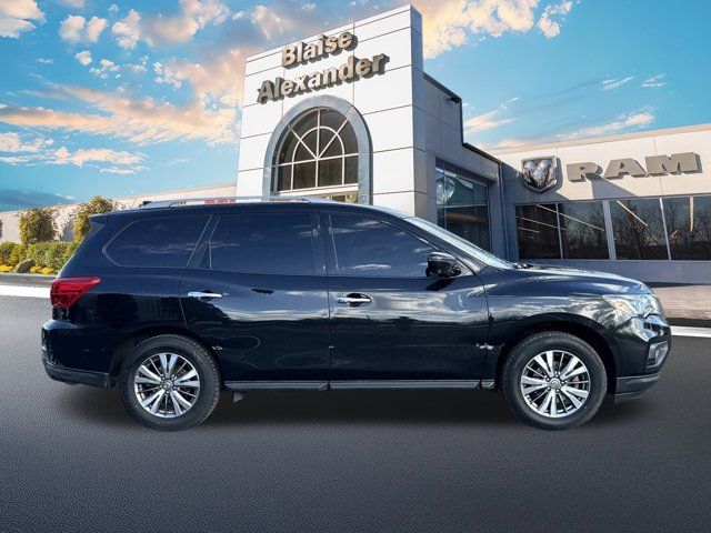 2019 Nissan Pathfinder SL