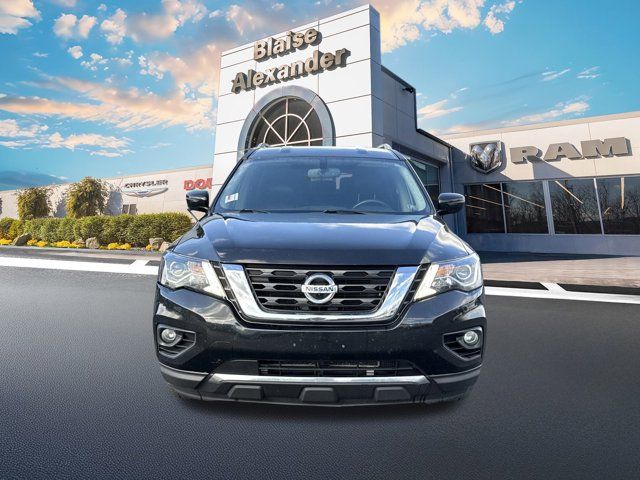 2019 Nissan Pathfinder SL