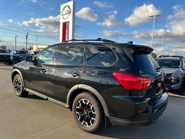 2019 Nissan Pathfinder SL