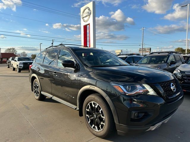 2019 Nissan Pathfinder SL