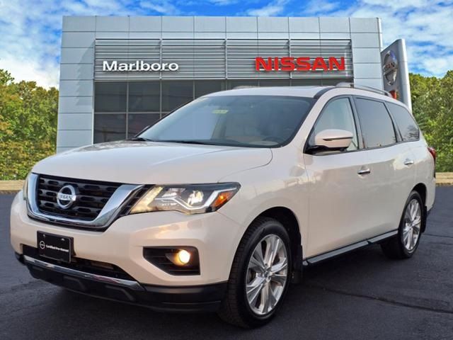 2019 Nissan Pathfinder SL