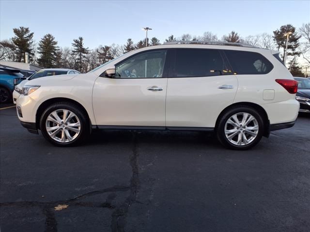 2019 Nissan Pathfinder SL