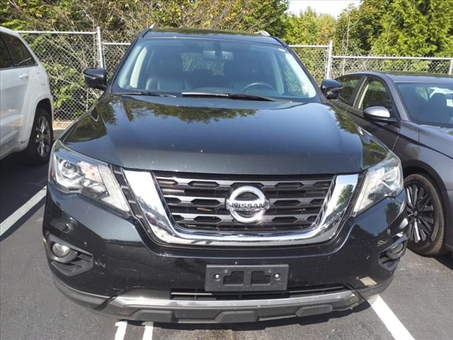 2019 Nissan Pathfinder SL