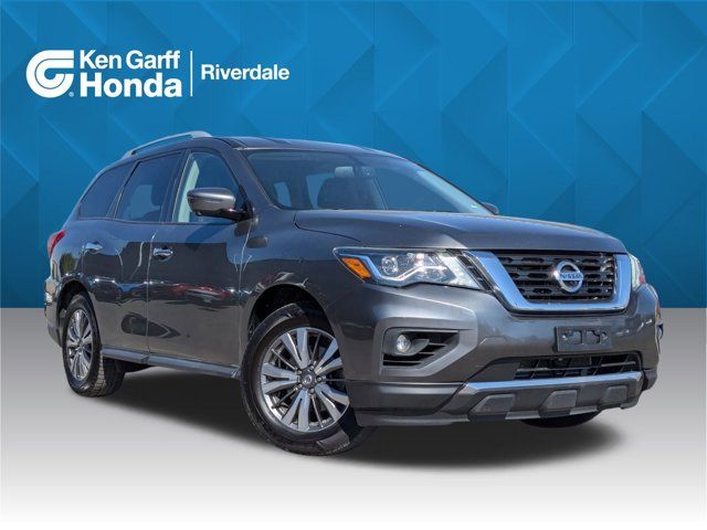 2019 Nissan Pathfinder SL