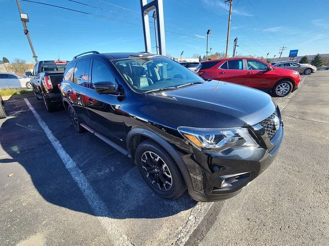 2019 Nissan Pathfinder SL