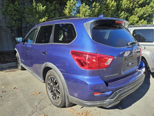 2019 Nissan Pathfinder SL