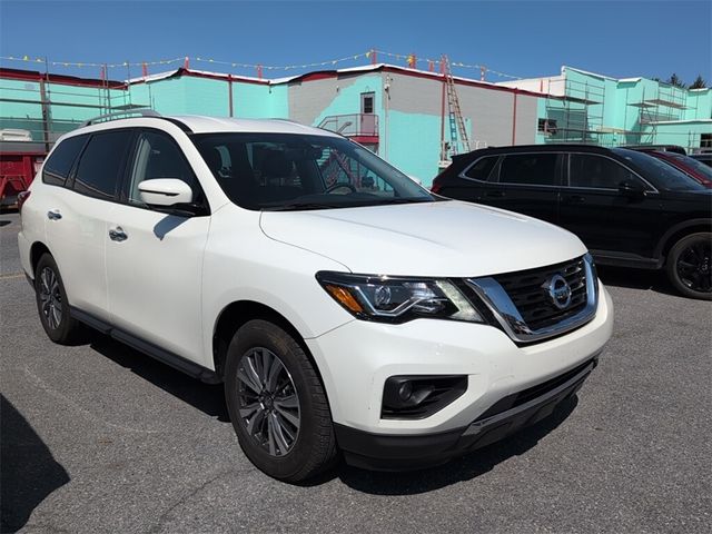 2019 Nissan Pathfinder SL