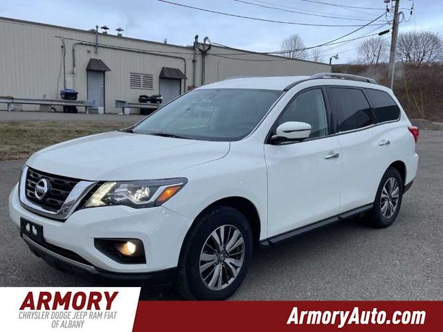 2019 Nissan Pathfinder SL