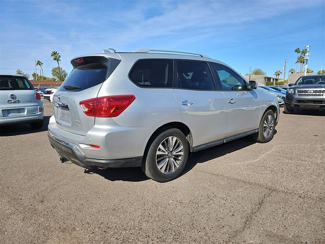 2019 Nissan Pathfinder SL