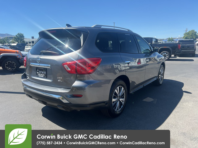 2019 Nissan Pathfinder SL