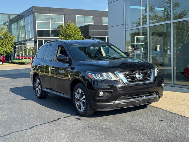 2019 Nissan Pathfinder SL