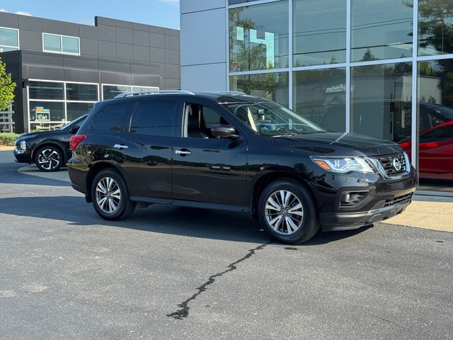 2019 Nissan Pathfinder SL