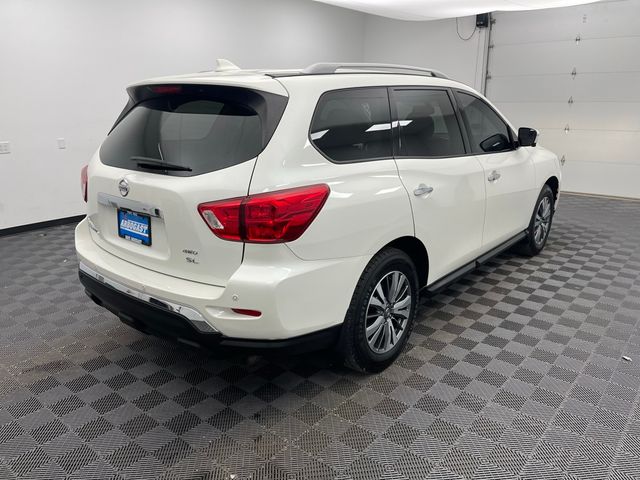 2019 Nissan Pathfinder SL