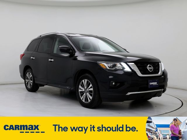 2019 Nissan Pathfinder SL