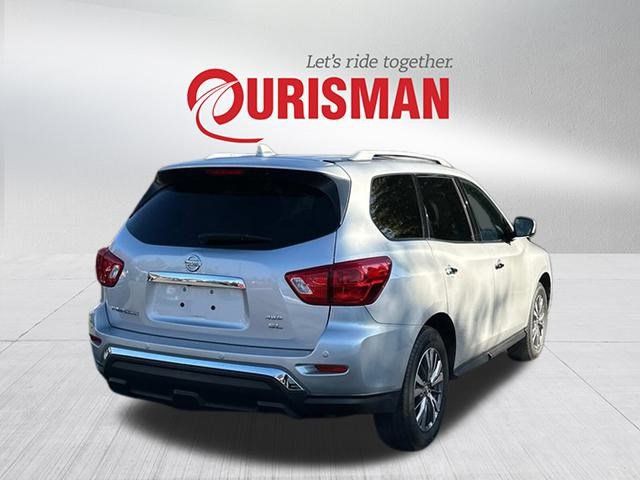 2019 Nissan Pathfinder SL