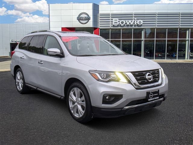 2019 Nissan Pathfinder SL