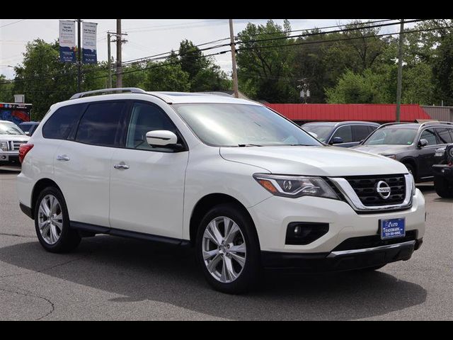 2019 Nissan Pathfinder SL