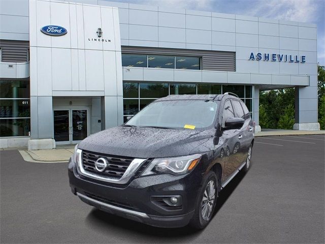 2019 Nissan Pathfinder SL