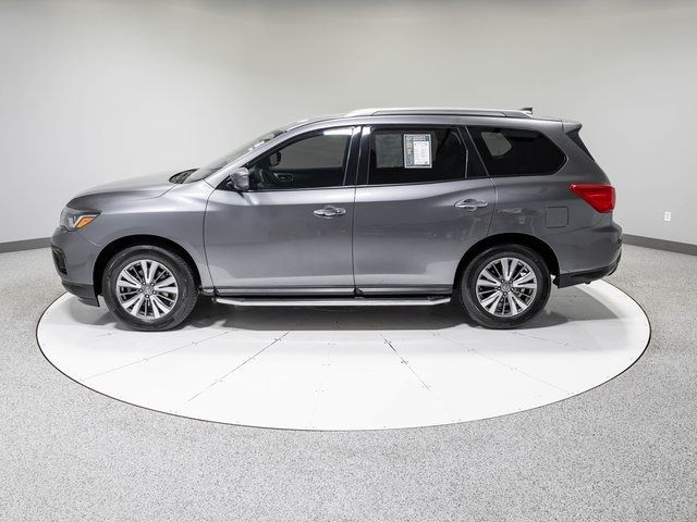 2019 Nissan Pathfinder SL