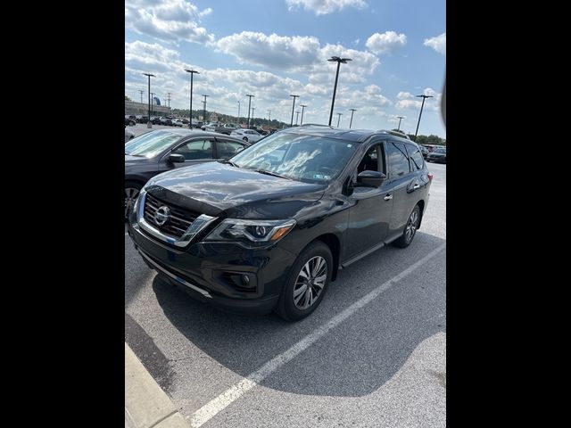 2019 Nissan Pathfinder SL