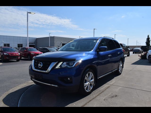 2019 Nissan Pathfinder SL