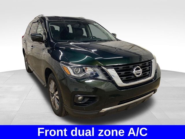 2019 Nissan Pathfinder SL