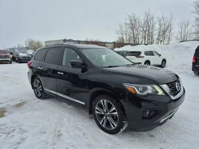 2019 Nissan Pathfinder SL